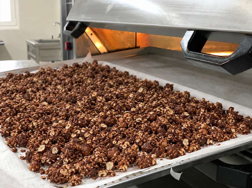 Granola-pecenje
