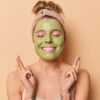 Prirodne maske za čisćenje lica – tajna savršene kože uz lekovite biljke